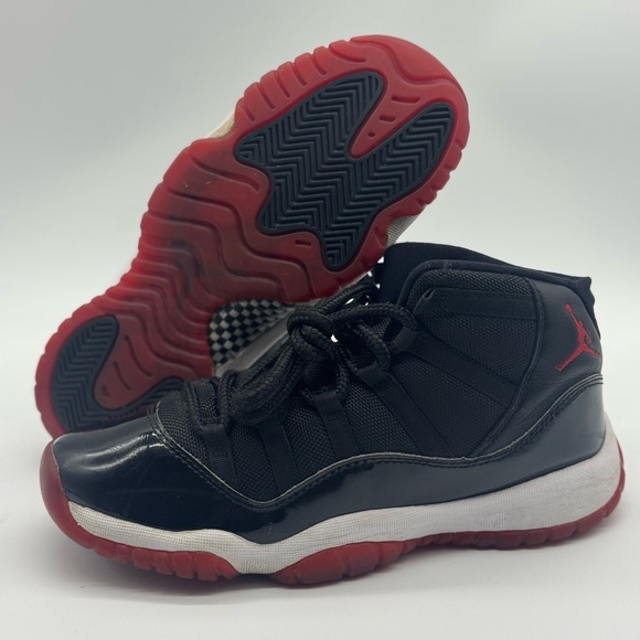 Nike Air Jordan Retro 11 Bred 378038-061 Men’s Youth Size (7Y)
